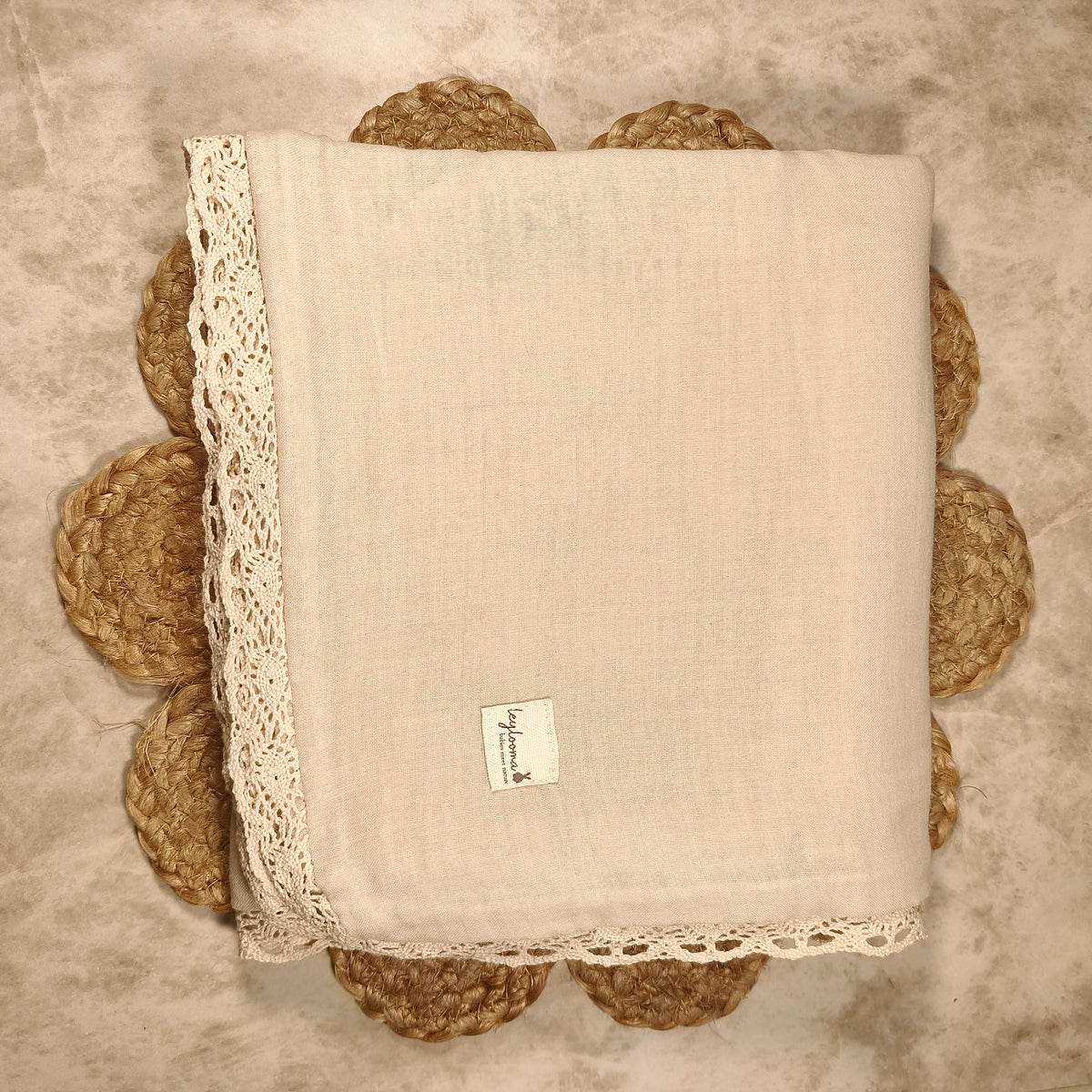 Spitzendecke Creme