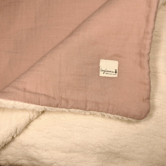 Musselindecke Altrosa mit Sherpa